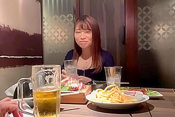 0002622_スリムの日本人の女性がエチハメMGS販促19min