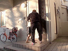 01F0523- premature ejaculation mature woman who is raped at a laundromat and squirts