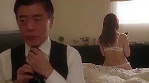 05435,A woman who is fucked and writhes in agony