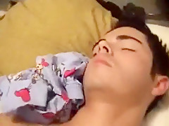 2 twinks