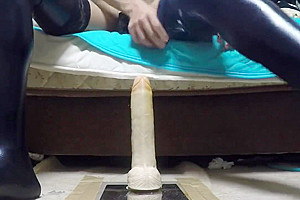 20170227_Trying anal dildo with chastity and latex thigh high socks