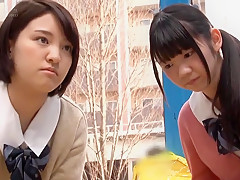 220122女子校生二人を誘ってセックスb