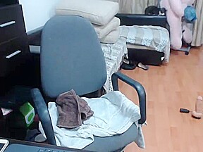 6cam biz slut justalinusha masturbating on live webcam