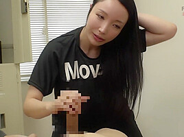 痴女マネージャーが後輩をエロ指導8439849398439