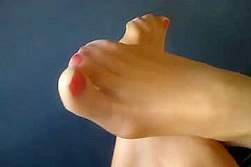 Agas Feet in Hose