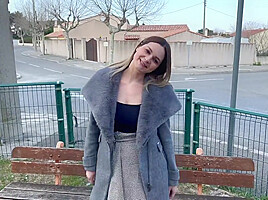 Alice, 30 years old, secretary in Grenoble!