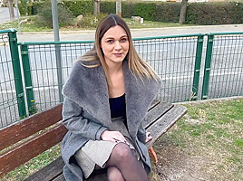 Alice, 30 years old, secretary in Grenoble!