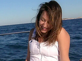 Along the water with Emmanuelle, 28 years old