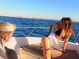 Along the water with Emmanuelle, 28 years old