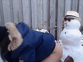 AlyssaRoss - Screwing with Snowballs