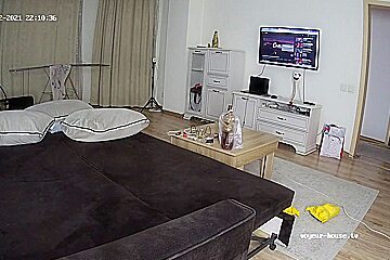Amateur Blonde Sucks Dick On Cam