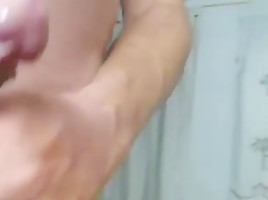 Amateur arab girl cumshot