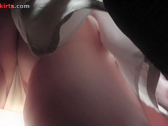 Amateur girl G-string in unforgettable upskirt action