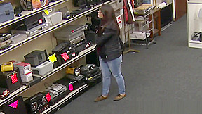 Amateur pawnshop babe pussyfucked for cash