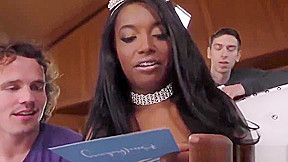 Anal Sut Daya Knight Enjoys Her Birthday Gangbang