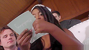 Anal Sut Daya Knight Enjoys Her Birthday Gangbang