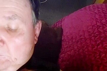 Andi Jacking Off In Harness And Anal Plug Belt