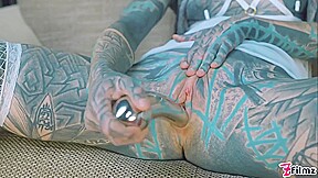 Anuskatzz Shoves A Stainless Steel Dildo Up Her Ass