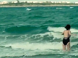 Ariane Labed, Angeliki Papoulia - Alpies (2011)