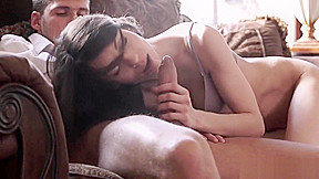 Arwen Gold gets awesome deep anal fuck