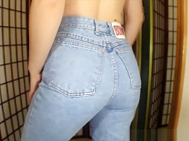 Aura's Farts in High Waisted Jeans