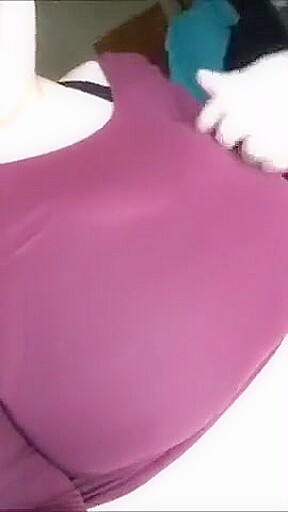 BBW tries Tight clothes while talking