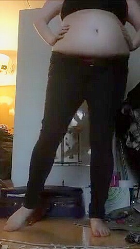 BBW tries Tight clothes while talking