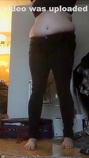 BBW tries Tight clothes while talking