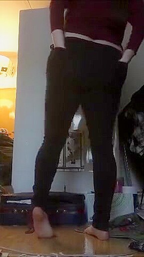 BBW tries Tight clothes while talking