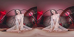 BDSM: Mistress Lydia Black