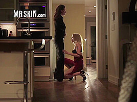 Beat-a-bone to Ms  Zeta-Jones - Mr Skin
