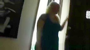 Big Booty Hoe Facesits On Slut