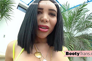 Big Butt Trans Goddess Suck Before Bareback Nailing