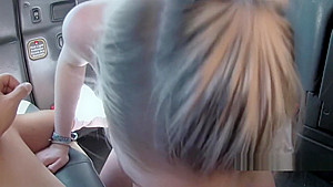 Big boobied gal got facial in taxi