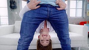 Big dude hold spinner in extreme positions