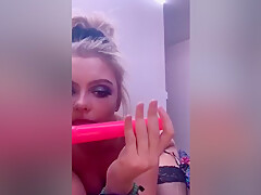 Blonde teen 18+ Playing With Dildo Live