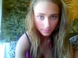 Blonde teen 18+ on cam