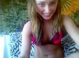 Blonde teen 18+ on cam