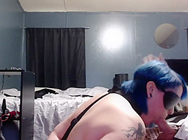 Blue hair bondage emo slut deepthroating cock for facial 
