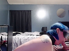 Blue hair bondage emo slut deepthroating cock for facial 