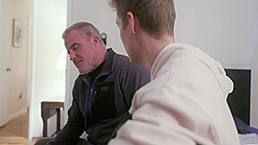 Bottom Twink Assfucked By His Dilf Stepdaddy Till Cum 7 Min With Gay Porn