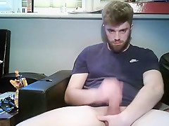 Boy Wanks On Webcam And Cums on His Beard - MattThom98