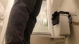 Bubble Butt teenager 18+ SPIED in the shower! Cant believe im doing this to her