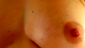 Busty babe Sunny Diamond poses before she uses her toys to get off