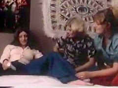 C-C Vintage Lesbian schoolgirls 18+