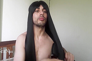 Caliente Con Peluca Negra 5 Min