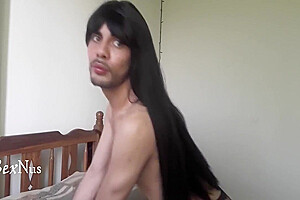 Caliente Con Peluca Negra 5 Min