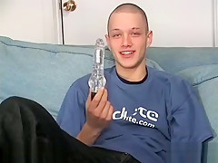 Cam twink jerks big cock whit dildo and cums