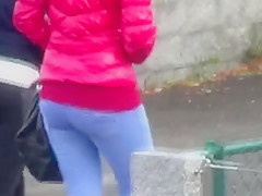 Candid - Nice Ass In Tight Jeans