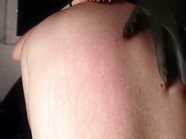 Cat sharp nails back torture